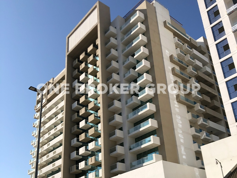 Well Maintained 1 BR | Chiller Free | Near Metro-image